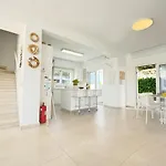 Villa Seaside Familly - 1m Walk To Greenbay Protaras