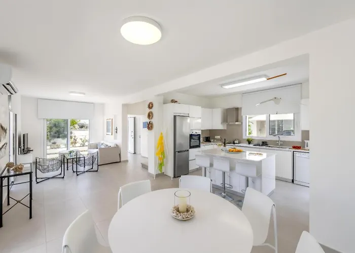 빌라 Seaside Sunrise Familly *