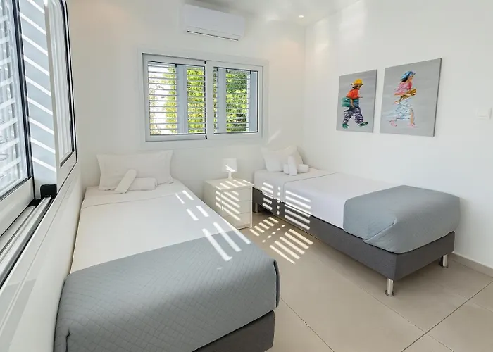 Seaside Sunrise Familly * Paralimni